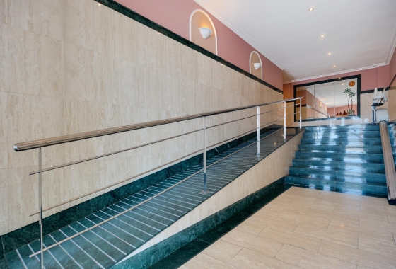Wiederverkauf - Wohnung - Torrevieja - Paseo Maritimo