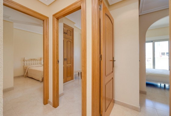 Wiederverkauf - Wohnung - Torrevieja - Paseo Maritimo
