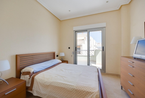 Wiederverkauf - Wohnung - Torrevieja - Paseo Maritimo
