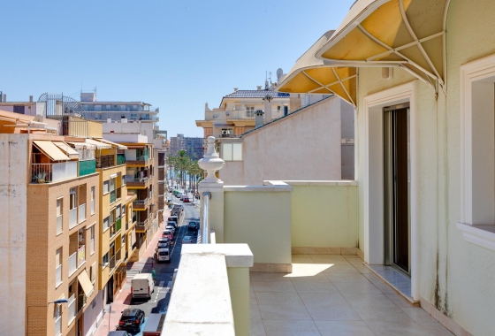 Wiederverkauf - Wohnung - Torrevieja - Paseo Maritimo