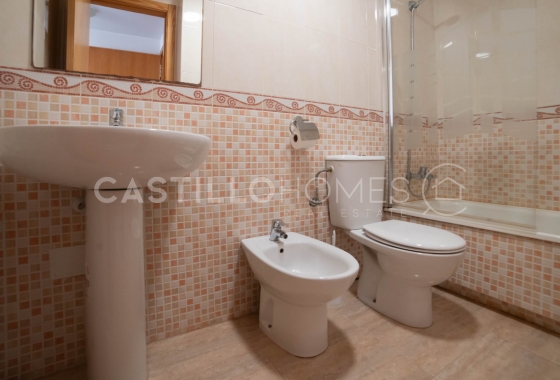 Herverkoop - Appartement / flat - Torrevieja - Centro