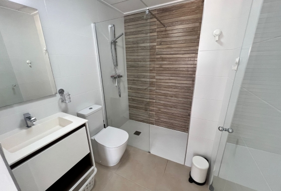 Reventa - Apartamento / piso - Orihuela - Inland