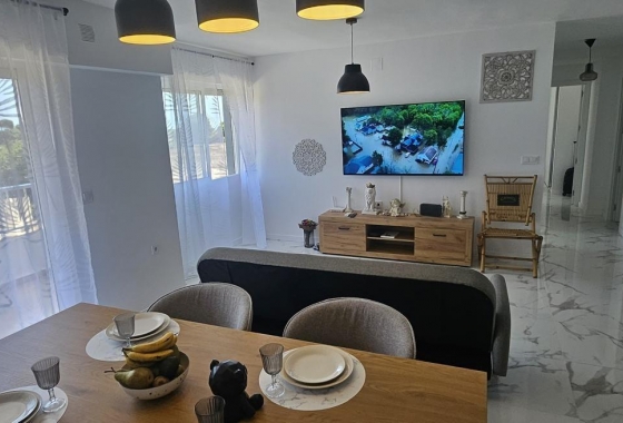 Herverkoop - Appartement / flat - Orihuela Costa - Punta Prima