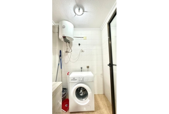 Resale - Apartment / flat - Torrevieja