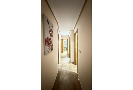 Resale - Apartment / flat - Torrevieja