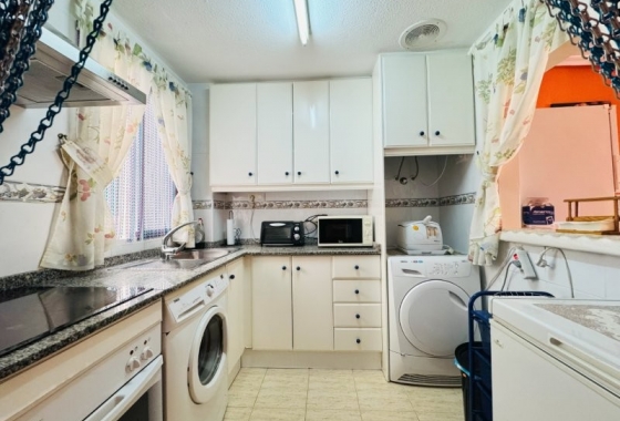 Wiederverkauf - Wohnung - La Mata