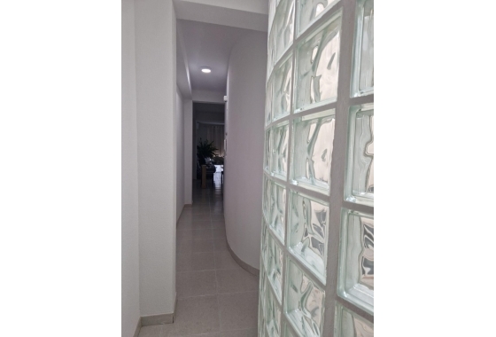 Wiederverkauf - Wohnung - La Nucía - Costa Blanca