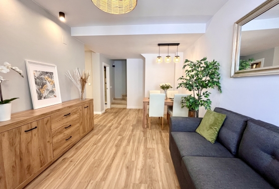 Herverkoop - Herenhuis - Orihuela Costa - Costa Blanca