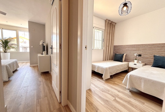 Herverkoop - Herenhuis - Orihuela Costa - Costa Blanca