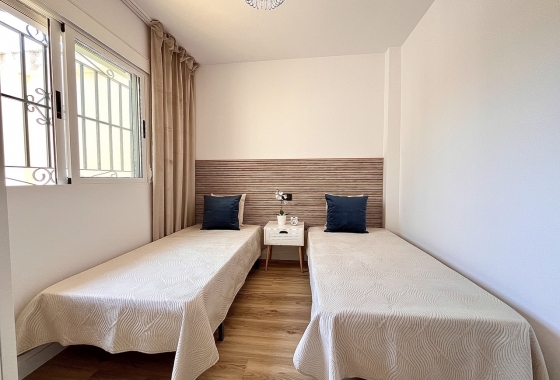 Herverkoop - Herenhuis - Orihuela Costa - Costa Blanca