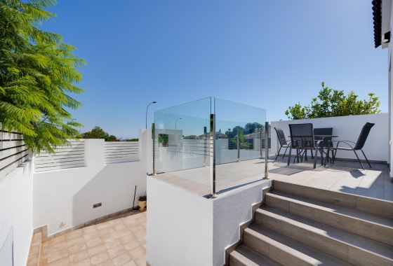 Wiederverkauf - Villa - Torrevieja - aguas nuevas