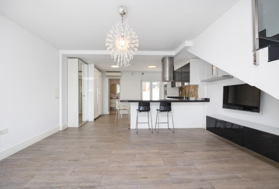 Wiederverkauf - Villa - Torrevieja - aguas nuevas