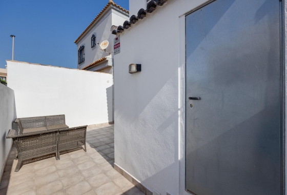Wiederverkauf - Villa - Torrevieja - aguas nuevas