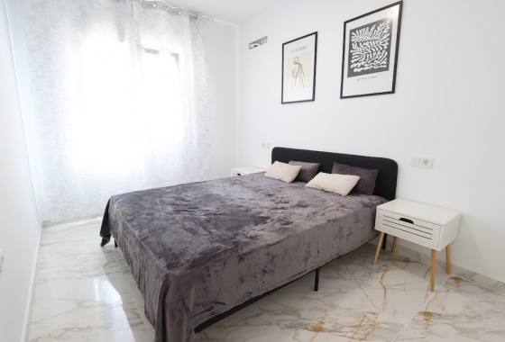 Herverkoop - Herenhuis - El Chaparral - Inland