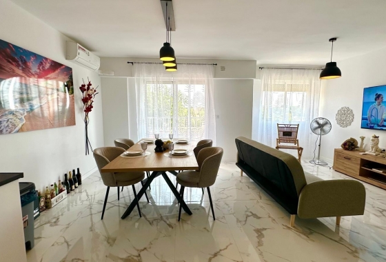 Herverkoop - Appartement / flat - Torrevieja - Punta Prima