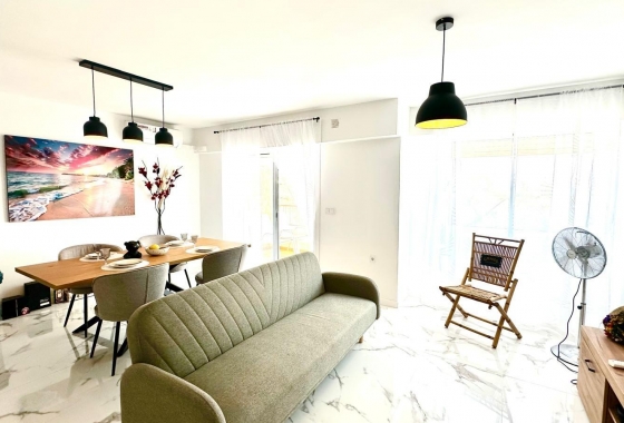 Herverkoop - Appartement / flat - Torrevieja - Punta Prima