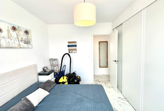 Herverkoop - Appartement / flat - Torrevieja - Punta Prima