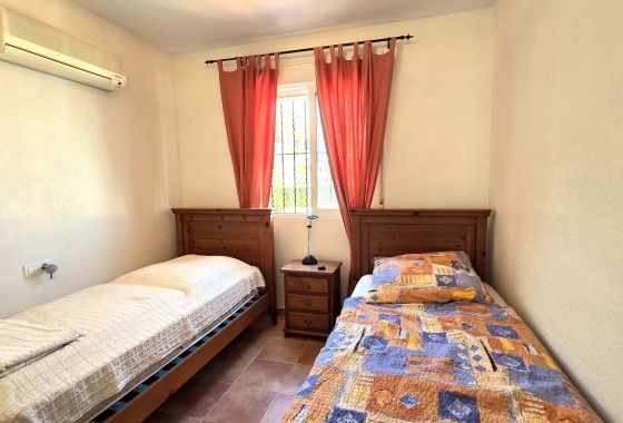 Wiederverkauf - Villa - Orihuela - Inland