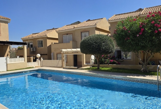 Wiederverkauf - Villa - Orihuela - Inland