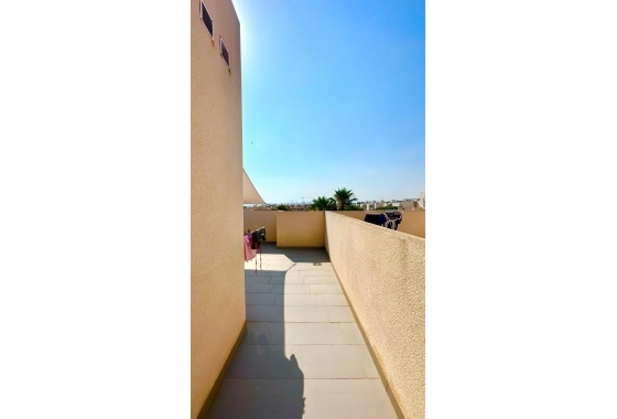 Herverkoop - Herenhuis - Torrevieja - aguas nuevas