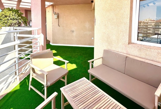 Wiederverkauf - Wohnung - Torrevieja - Centro