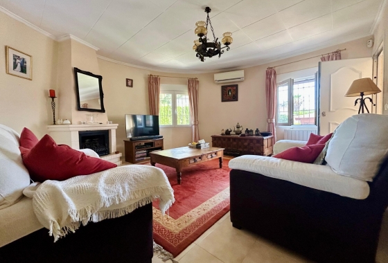 Herverkoop - Villa - El Chaparral - Inland