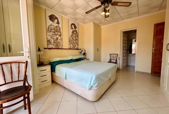 Herverkoop - Villa - El Chaparral - Inland