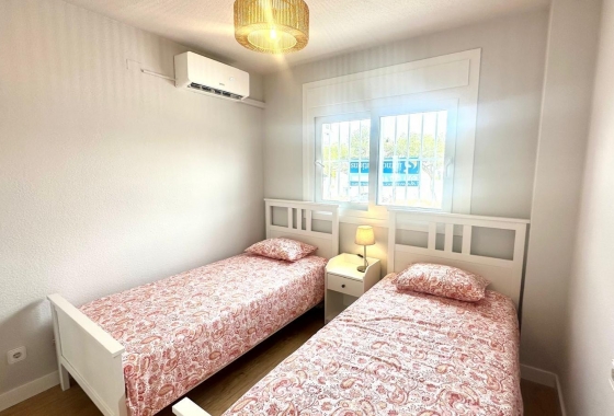 Перепродажа - Квартира - Orihuela Costa - Campoamor