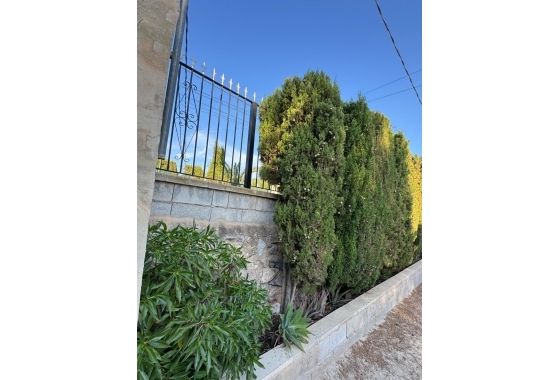 Resale - Villa - Albatera - Partida Lomas