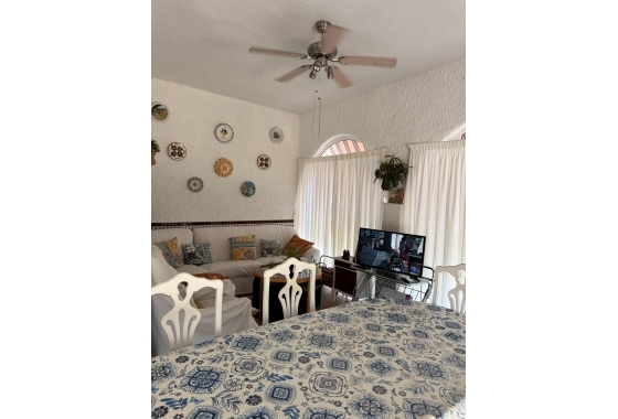 Resale - Villa - Albatera - Partida Lomas