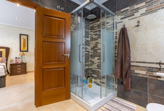 Herverkoop - Villa - Los Montesinos - La Herrada