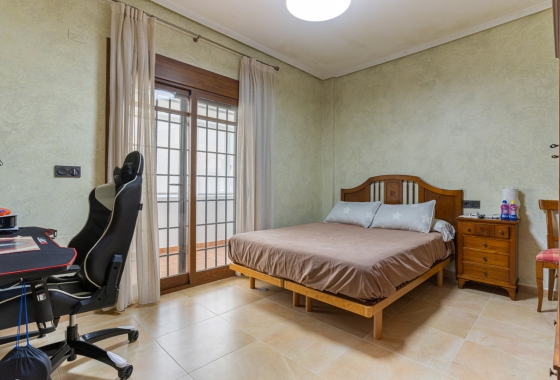 Herverkoop - Villa - Los Montesinos - La Herrada