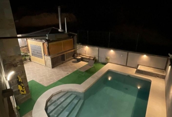 Resale - Villa - Redován - Inland