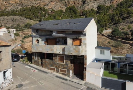 Resale - Villa - Redován - Inland