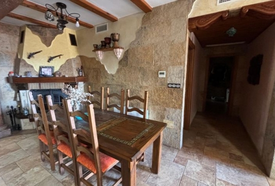 Resale - Villa - Redován - Inland