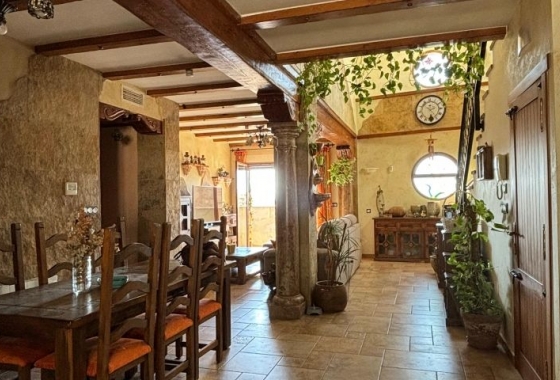 Resale - Villa - Redován - Inland