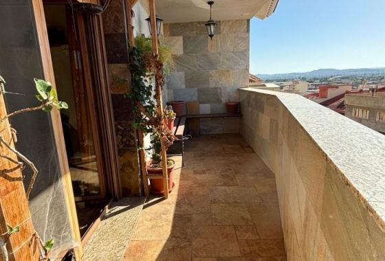 Resale - Villa - Redován - Inland