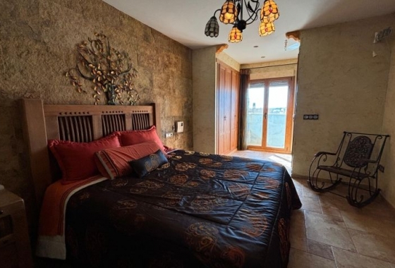 Resale - Villa - Redován - Inland