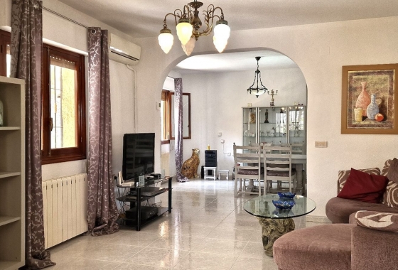 Wiederverkauf - Villa - Orihuela - Inland