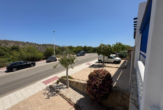 Перепродажа - Квартира - Orihuela Costa - Inland