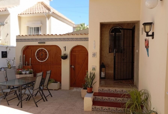 Herverkoop - Villa - Orihuela Costa - Costa Blanca