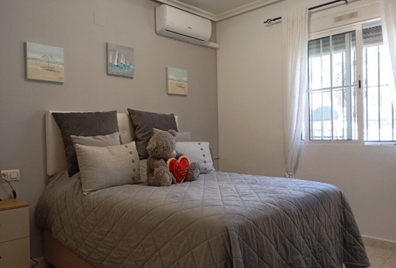 Herverkoop - Villa - Orihuela Costa - Costa Blanca