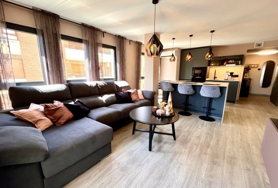 Herverkoop - Appartement / flat - Almoradí - Inland