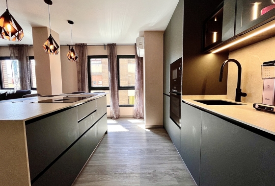 Herverkoop - Appartement / flat - Almoradí - Inland