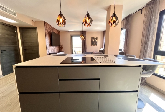 Herverkoop - Appartement / flat - Almoradí - Inland