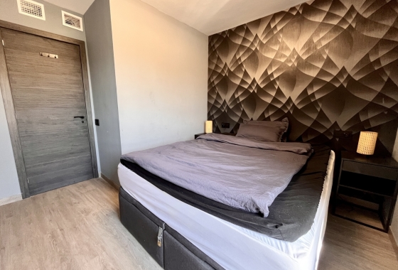 Herverkoop - Appartement / flat - Almoradí - Inland