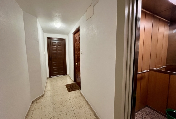 Herverkoop - Appartement / flat - Almoradí - Inland