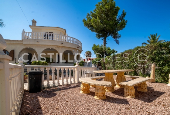 Wiederverkauf - Villa - Torrevieja - El Chaparral