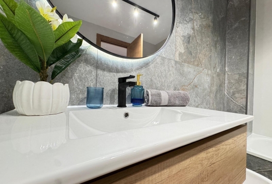 Wiederverkauf - Wohnung - Torrevieja - Playa de los Locos