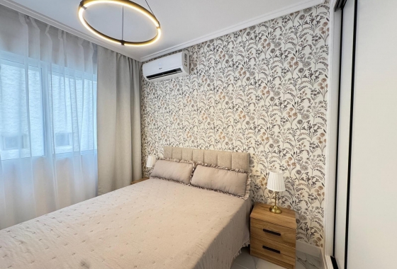 Wiederverkauf - Wohnung - Torrevieja - Playa de los Locos